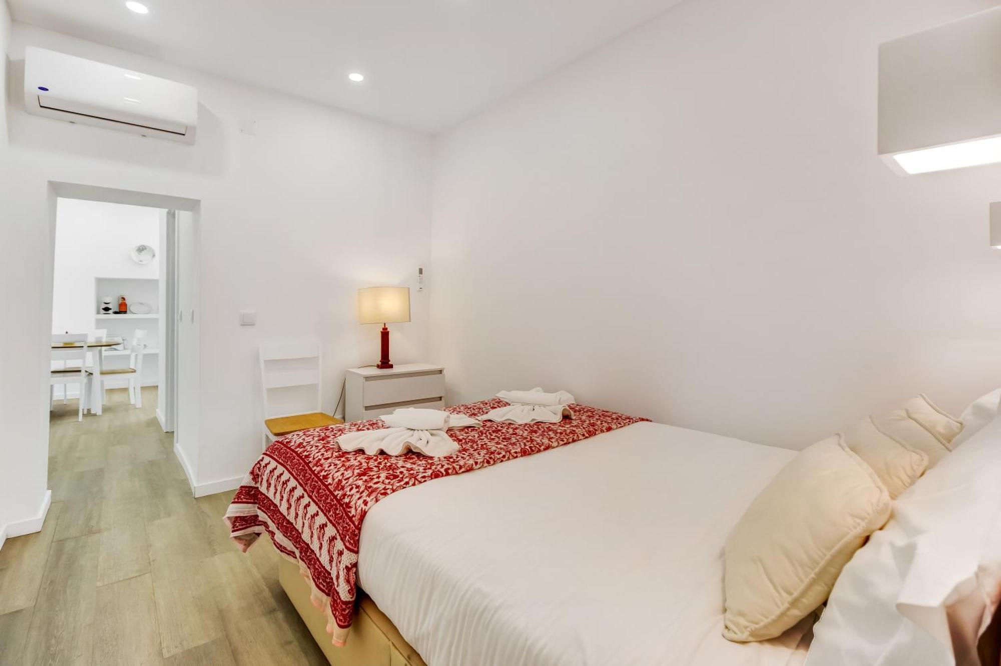Amalia Apartments In Santos Lisbon Exterior photo
