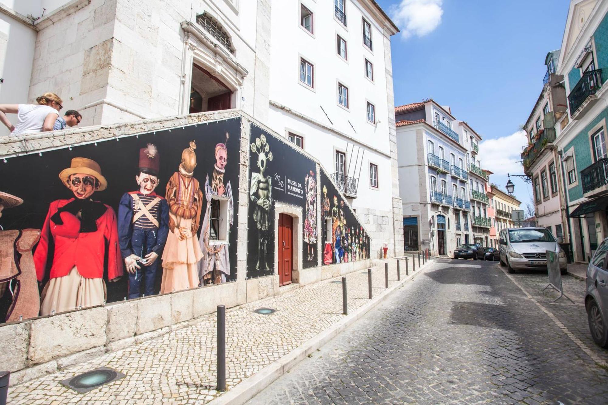 Amalia Apartments In Santos Lisbon Exterior photo