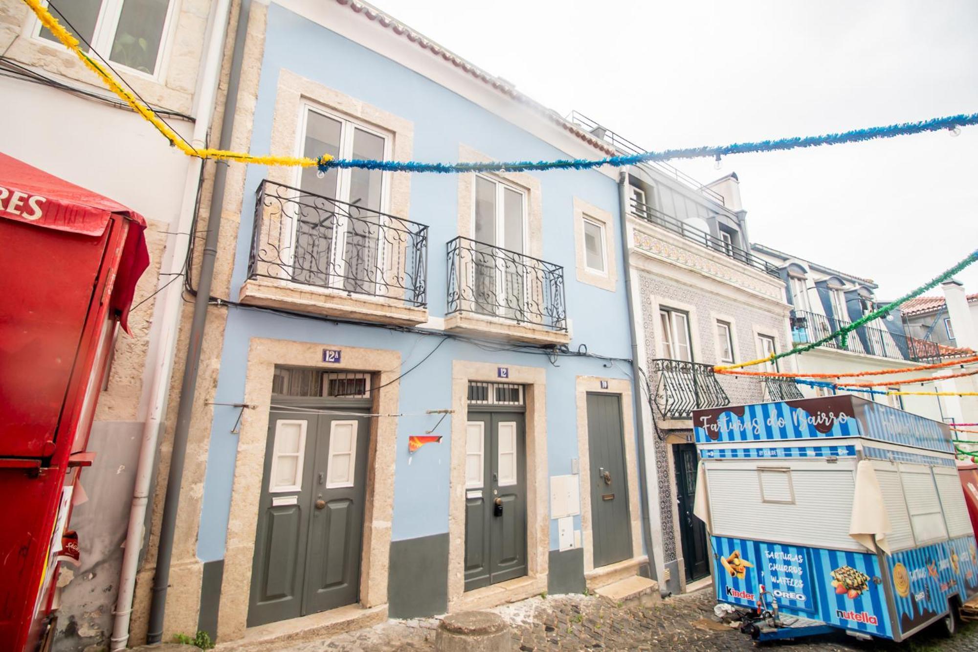 Amalia Apartments In Santos Lisbon Exterior photo