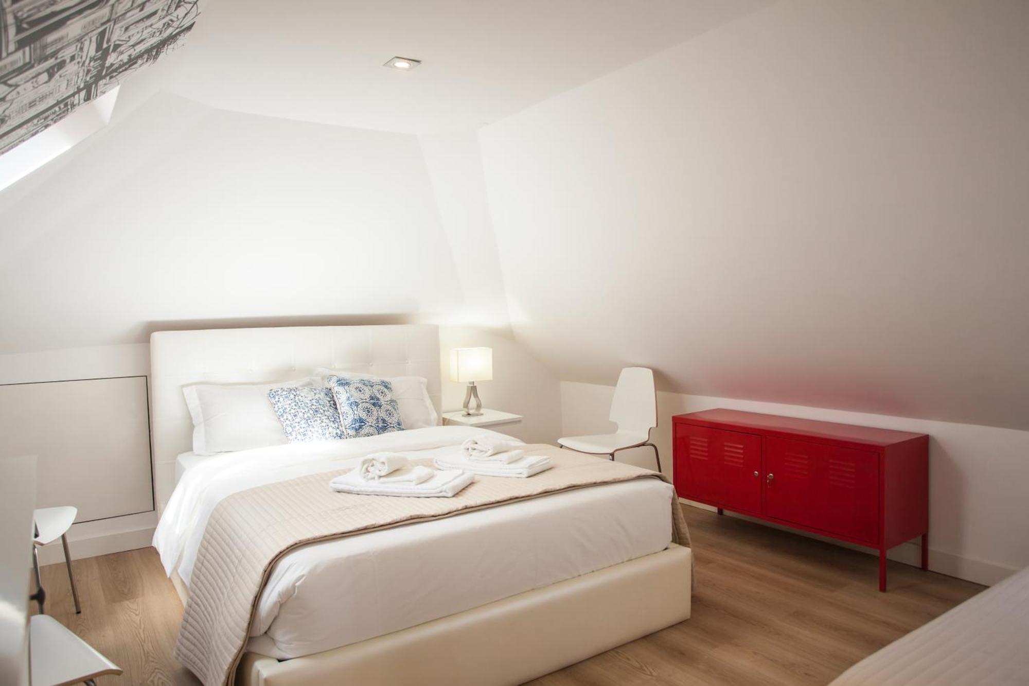 Amalia Apartments In Santos Lisbon Exterior photo